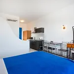 Lejlighedshotel 'lindian Myth' Sea View