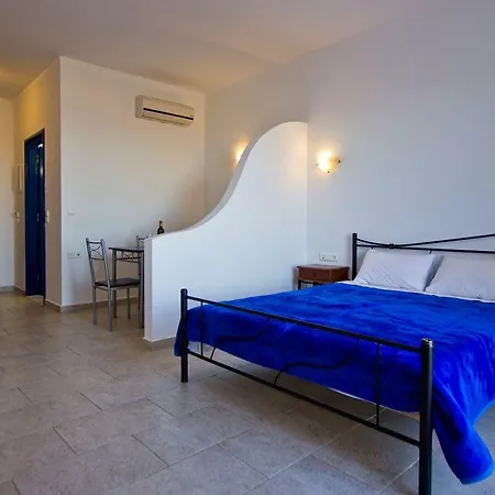 'lindian Myth' Sea View Apart-hotel