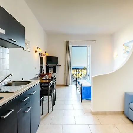 'lindian Myth' Sea View Aparthotel
