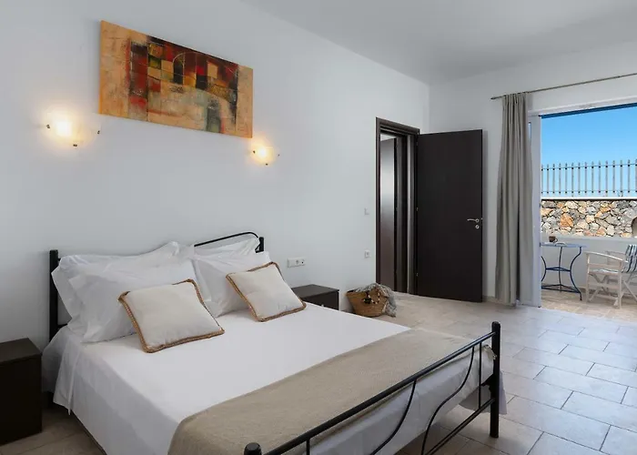 'lindian Myth' Sea View