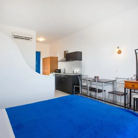 Apart Otel 'lindian Myth' Sea View