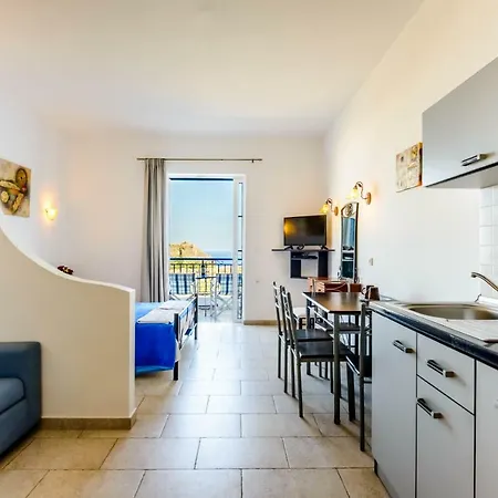 'lindian Myth' Sea View Apart Otel 4*