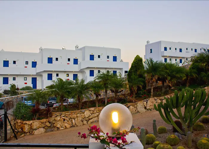 'lindian Myth' Sea View