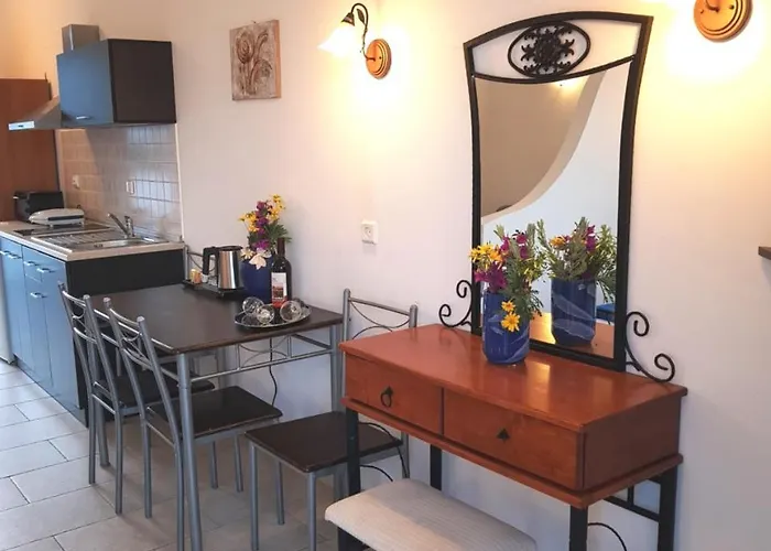 'lindian Myth' Sea View Hotel apartamentowy